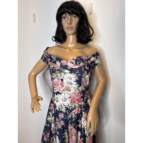 1990s Laura Ashley Floral Off-Shoulder Open Back Fit Flare Maxi navy Dress small - Picture 10 of 14
